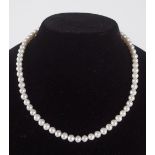 CULTURED PEARL NECKLACE