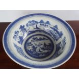 18/19TH-CENTURY BLUE AND WHITE DEEP BOWL