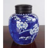 CHINESE BLUE AND WHITE GINGER JAR