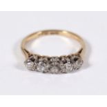 18 CT GOLD AND PLATINUM DIAMOND RING