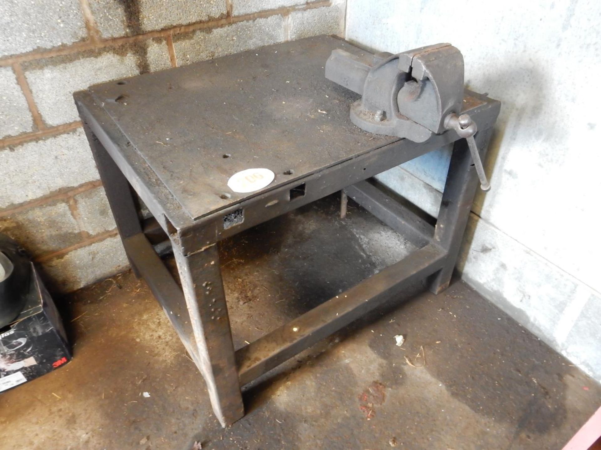 Metal workshope bench and vice