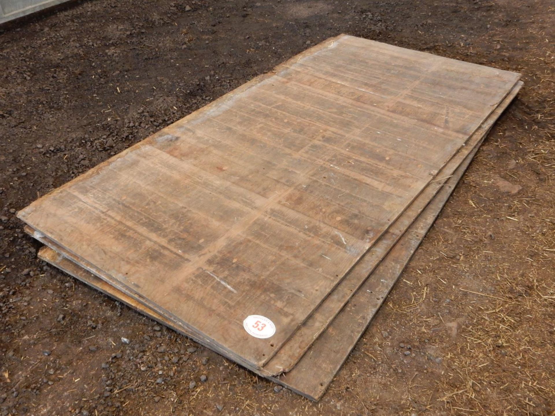 Quantity of plywood sheets (8'x4'x3/4")