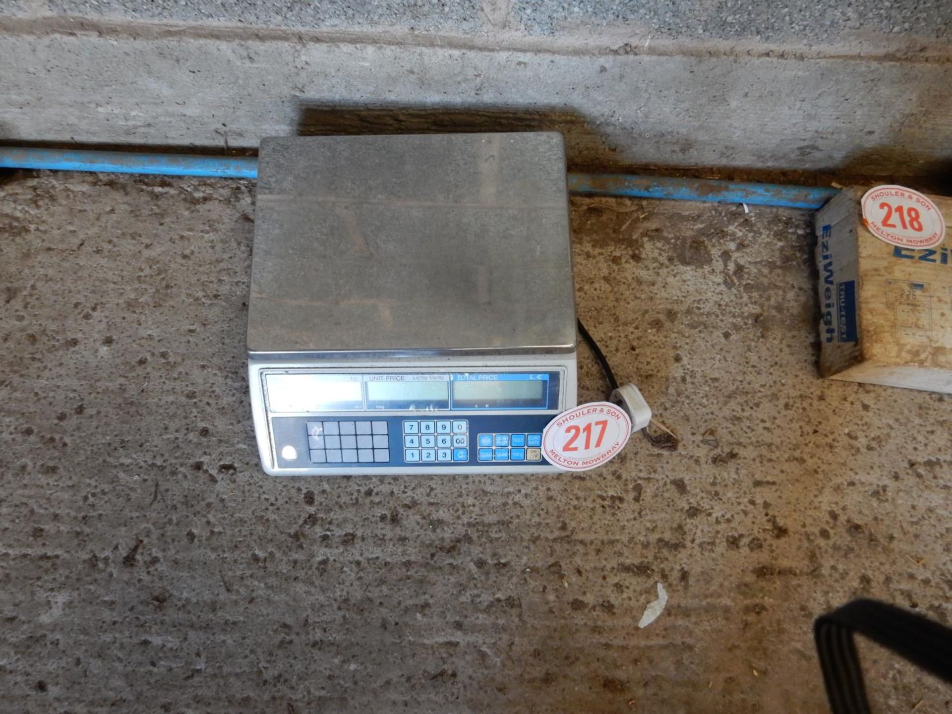 Shop scales