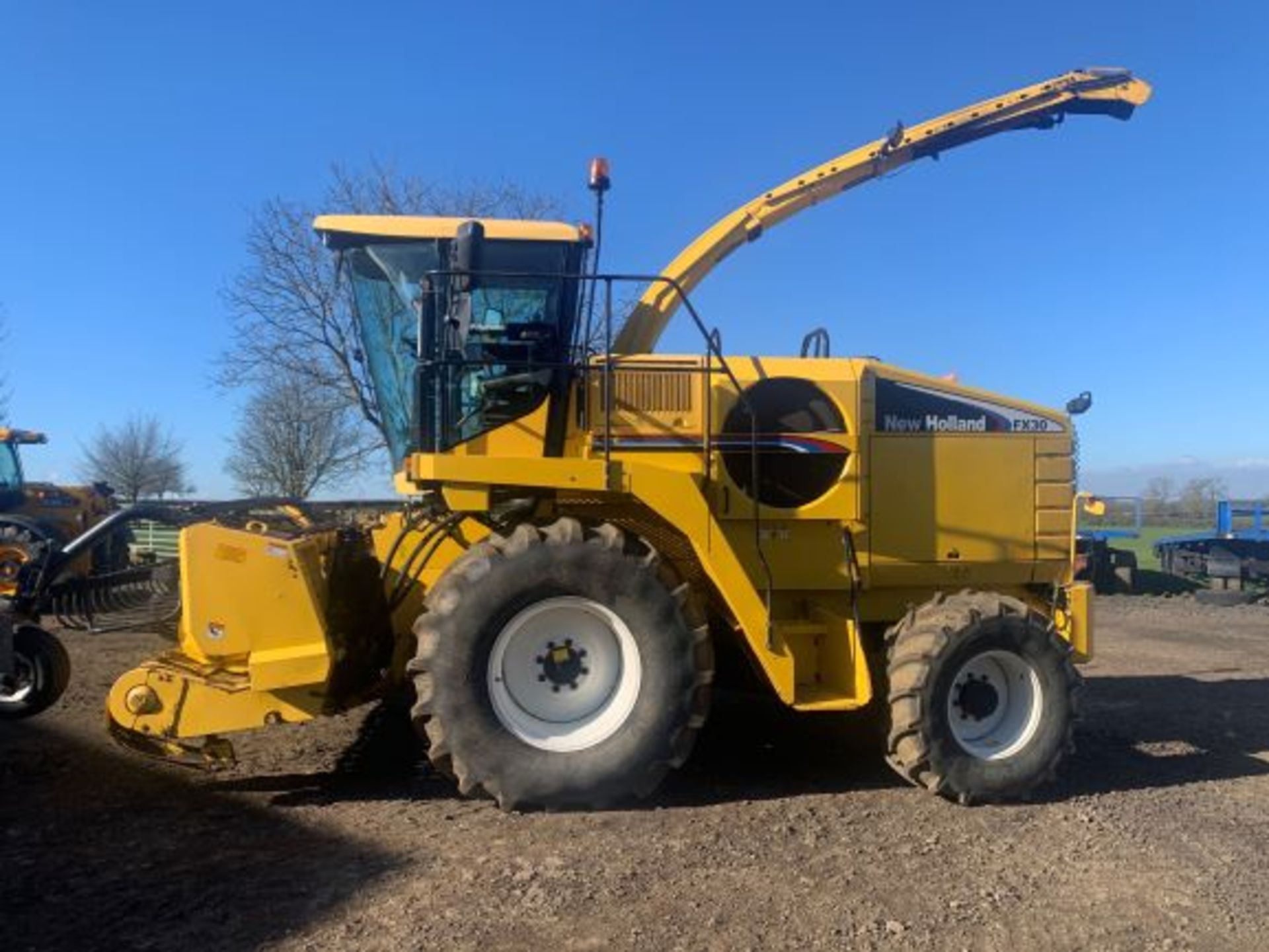 New Holland FX30 Forage Harvester reg CV03HRP Engine hours 2712, - Image 2 of 12