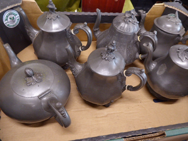 19thC pewter teapots, jugs, plates etc. - Bild 2 aus 3