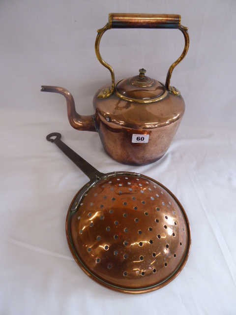 19thC steel handled copper colander and copper kettle (2) - Bild 2 aus 2