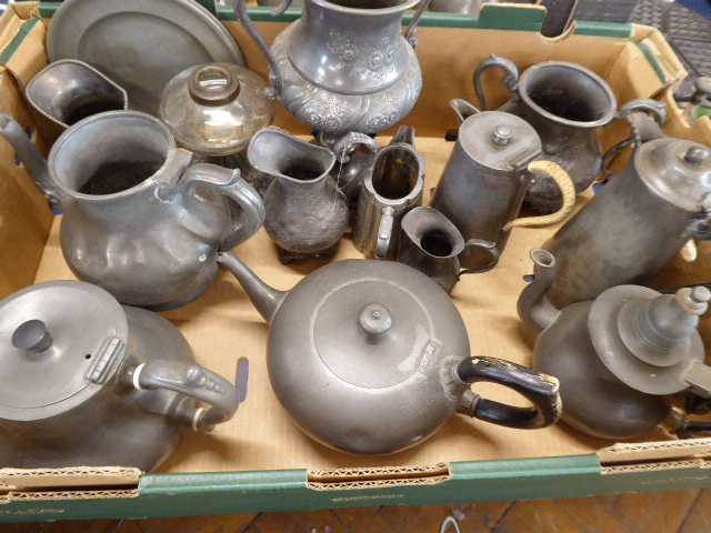 19thC pewter teapots, jugs, plates etc. - Bild 3 aus 3