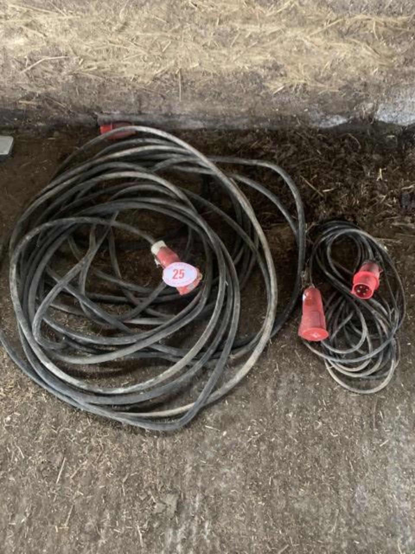 2 single phase extension cables