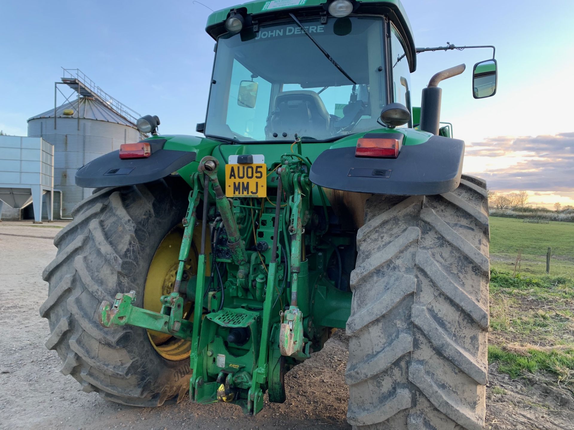 John Deere 7820 4wd tractor, Reg AU05MMJ, Power quad 40kph gearbox, tyres 60%, - Image 5 of 8