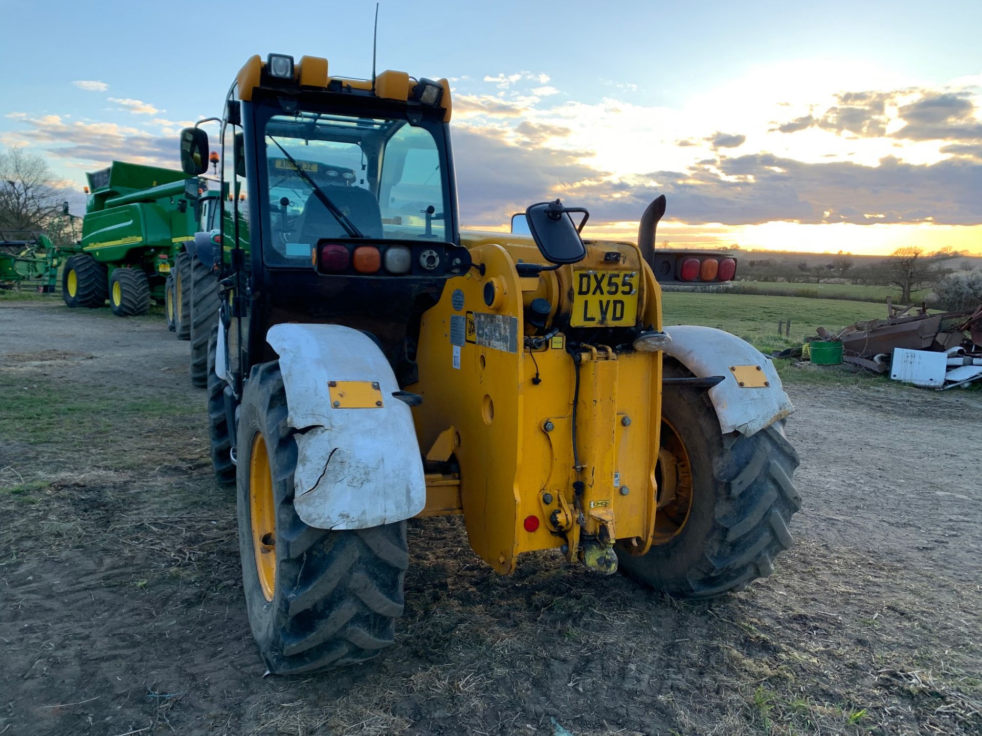 JCB 535-60 Loadhall Reg DX55LVD, front tyres 95%, rear tyres 50%, Year 2005, Hours on clock 3, - Image 3 of 7