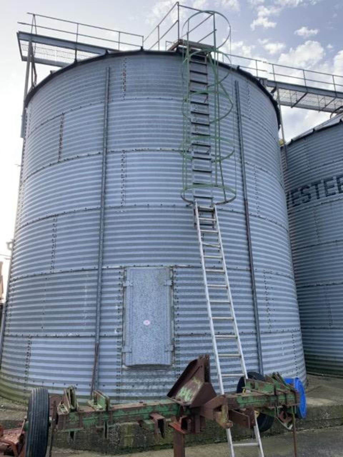 Westel 200T grain silo with aeration flo