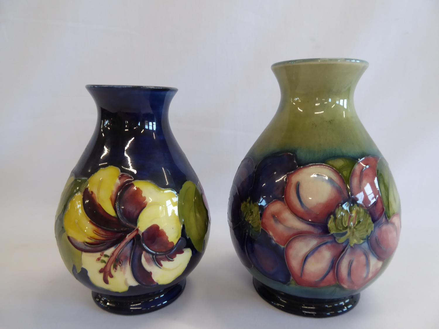 Moorcroft clematis and hibiscus vases (15cm x 13cm tall) (2) - Image 3 of 3