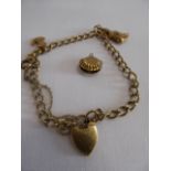 9ct gold charm bracelet (8.