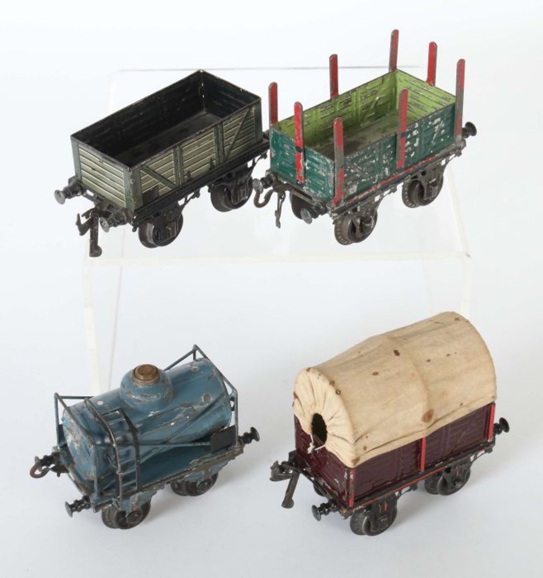 4 Güterwagen Bing, Spur 1, 1 x 10/512 offener Güterwagen, Lattenoptik, grün/hellgrün, BZ 1907-1932, - Bild 2 aus 2