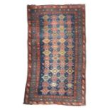 Blüten-Teppich Nordwestpersien/kurdisch (?), Anfang 20. Jh., Wolle auf Wolle, seltene Musterung mit