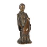 Werner, (?) "Japanisches Mädchen mit Wasserkrug", Bronze, vollplastische Figurendarstellung eines