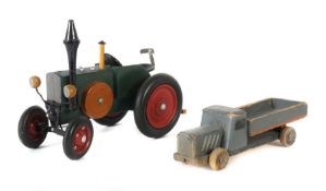 2 Holzfahrzeuge 1 x ca. 1920, langer, flacher LKW mit Pritsche, grau Lackiert, L: 20 cm.