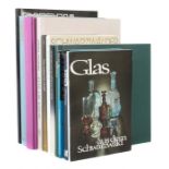 12 Bücher | Glas u.a. Reidel, Glück mit Glas, 1988; Sellner, Glas in der Vervielfältigung, 1986;