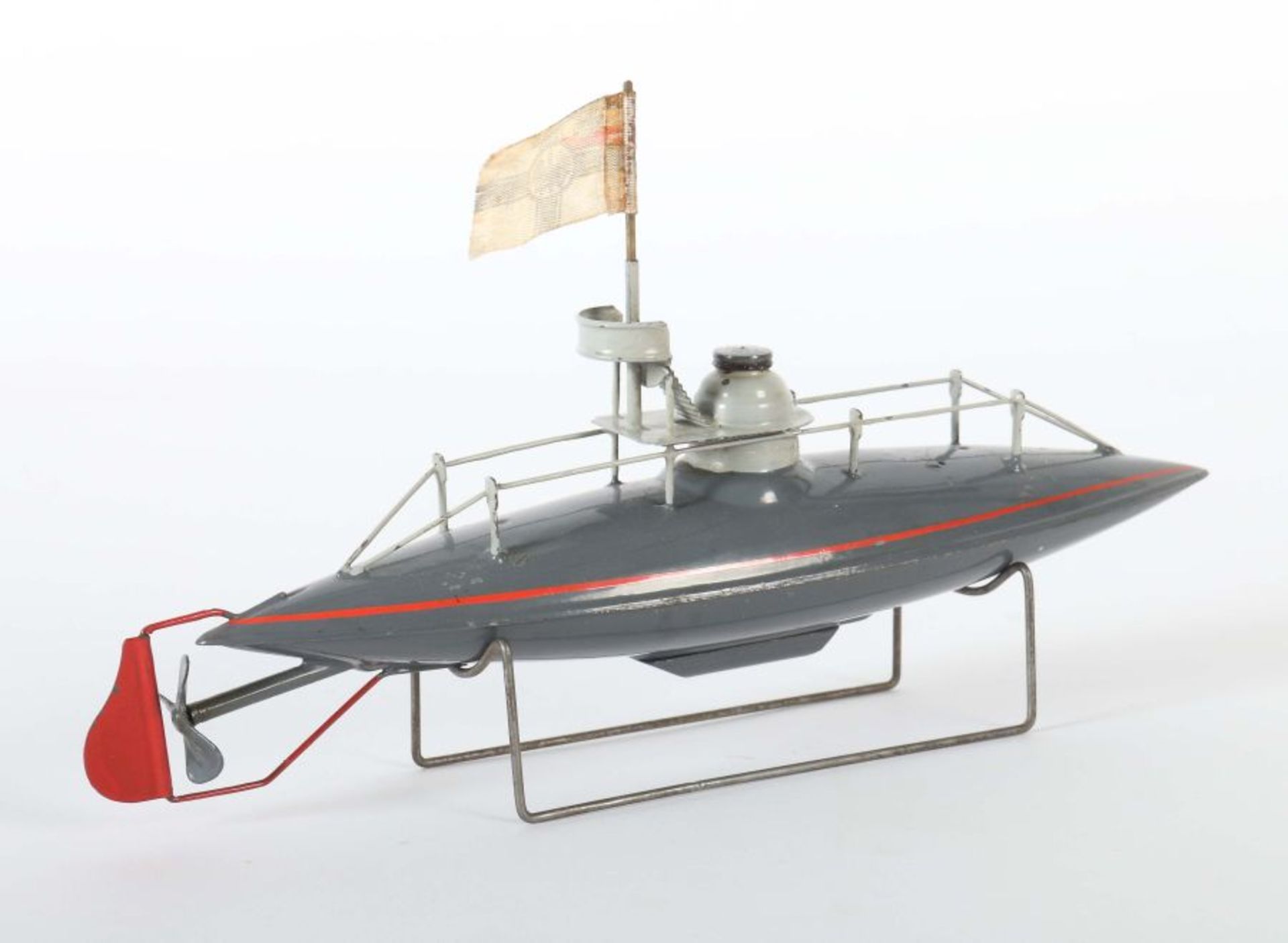 U-Boot Gbr. Bing, Nbg., ca. 1920er Jahre, Blech, Uhrwerkantrieb, dunkelgrau, roter Zierstreifen, - Bild 2 aus 2