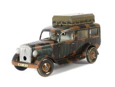 Funkwagen Tipp & Co, Modell Nr. WH 915, BZ: 1938-1939, Uhrwerkantrieb, Blech, mimikry, teils mit