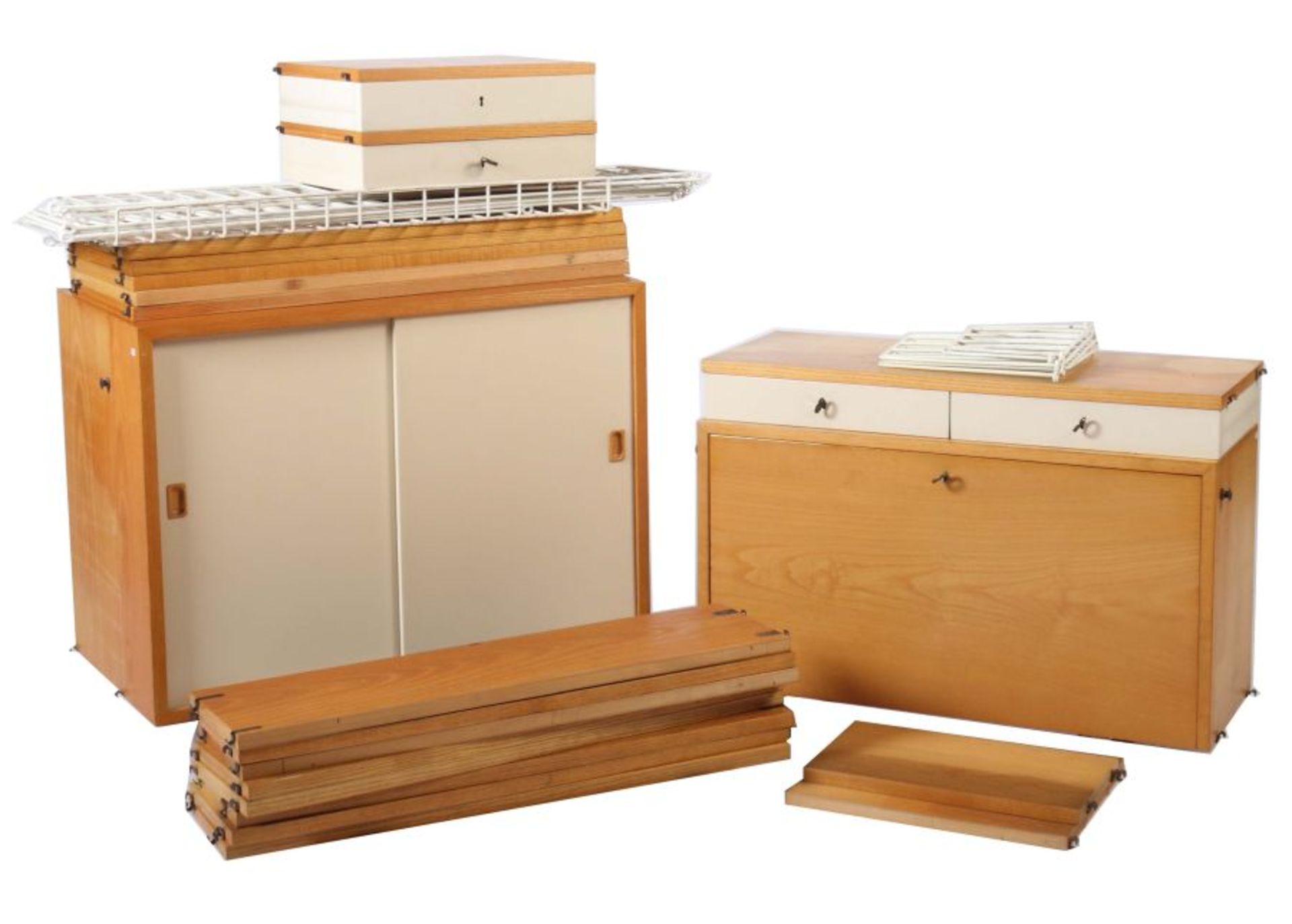 Strinning, Nisse und Kajsa Nisse Strinning, Schweden 1917 - 2006. Regalsystem für String, Entwurf: