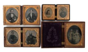4 Daguerreotypien 19. Jh., unterschiedliche Größen, je mit Portraits verschiedener Eheleute, meist
