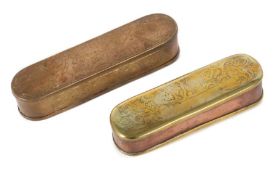 2 variierende Iserlohner Tabakdosen 3. Drittel 18. Jh., Kupfer/Messing, variierende Darstellungen,