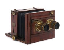 Frühe Stereo-Laufbodenkamera Meacher, London, um 1860/70, Mahagonigehäuse mit Messingbeschlägen,