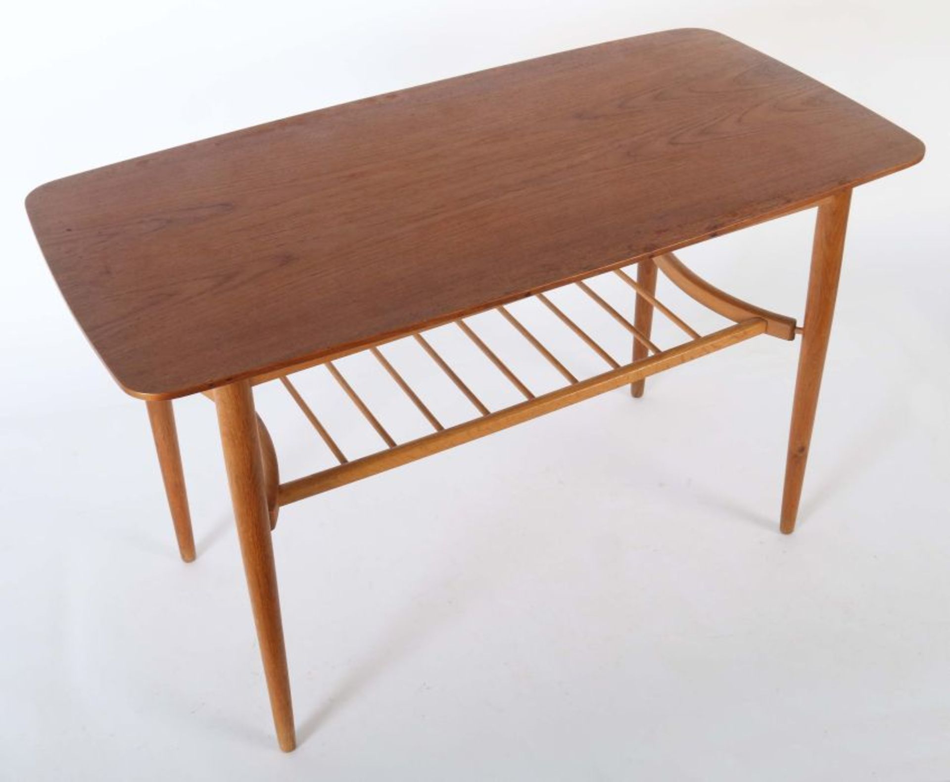 Coffeetable 1960er Jahre, wohl Dänemark, die abgerundete Tischplatte aus Schichtholz, Teakholz - Bild 2 aus 2