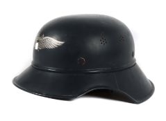 Luftschutzhelm sog. Gladitoren-Helm,