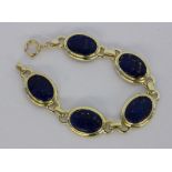 ARMBANDSilber vergoldet mit Lapislazuli. L.19cmA BRACELET Silver, gold-plated with lapis lazu