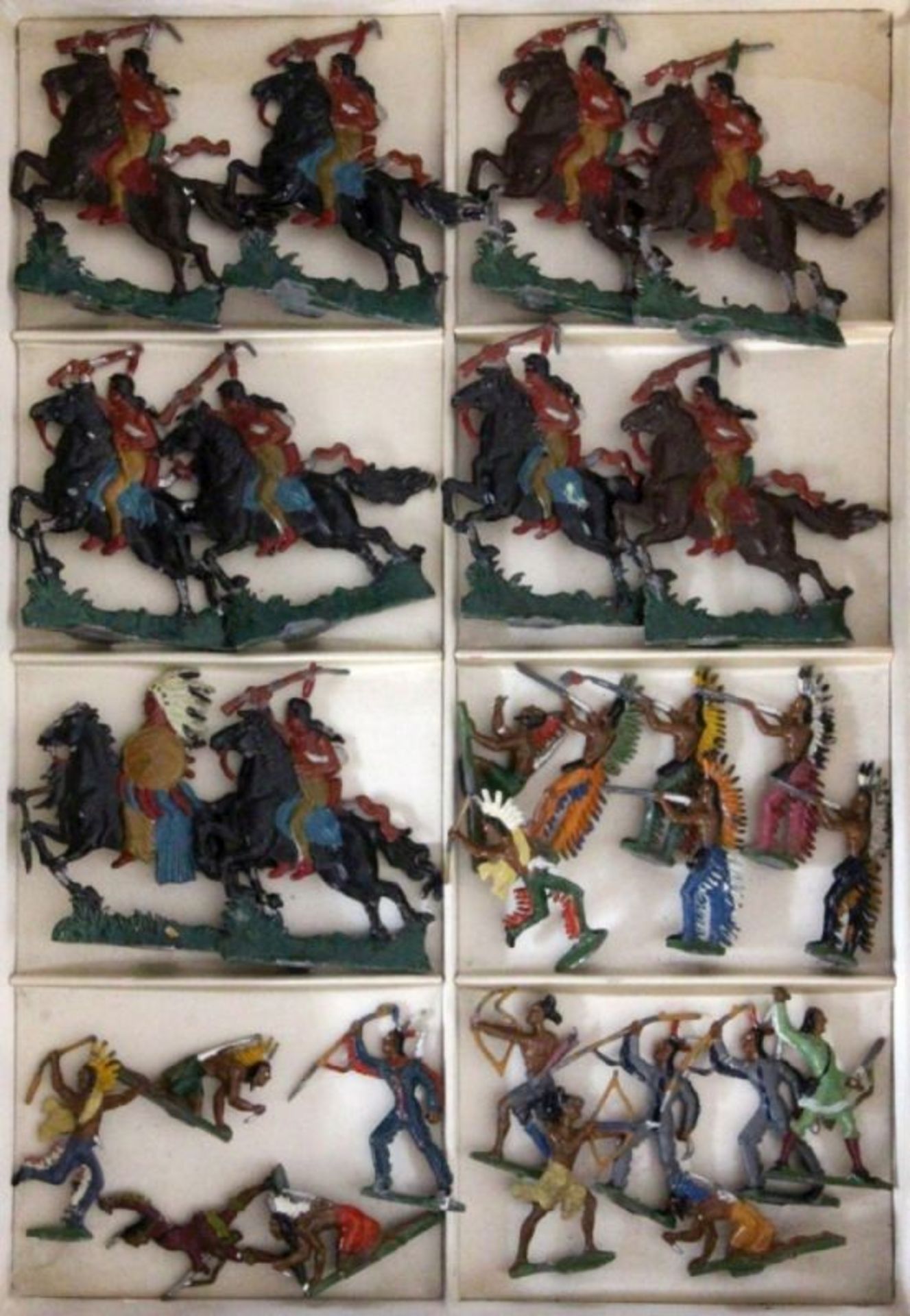 LOT CA. 25 ZINNFIGUREN