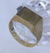 HERRENRING. 333/000 Gelbgold. Ringgr.