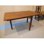 George III mahogany Wake style drop leaf Table on square leg 128cm length