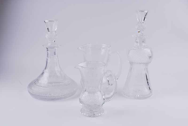 An Edinburgh Crystal 'Thistle' pattern decanter, of thistle bud form with diamond pattern below - Image 2 of 5