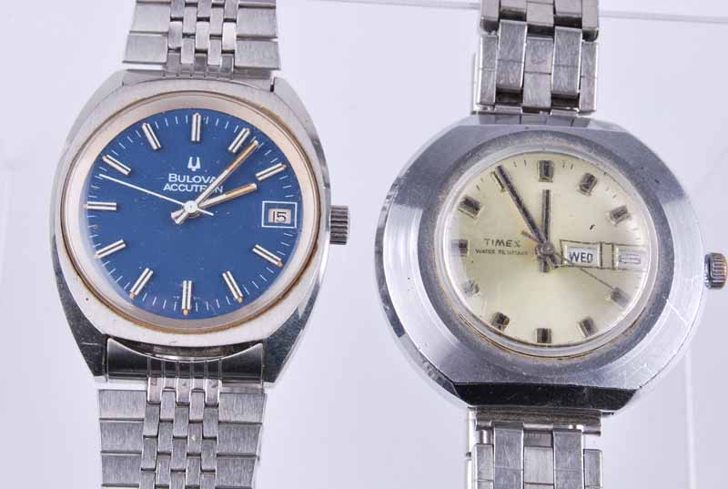 A Bulova Accutron 'tuning fork' gentleman's stainless steel wristwatch, with blue dial and on