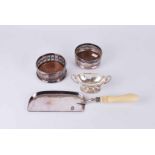 Edwardian silver plated crumb scoop, 2 plated coasters wit pierced sides and plated salt