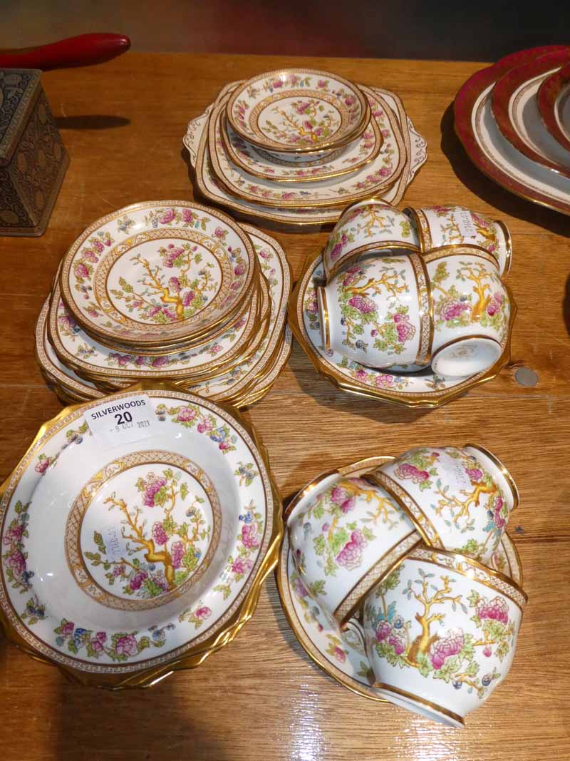 A selection of Royal Albert Indian Tree tea ware (34 pieces)