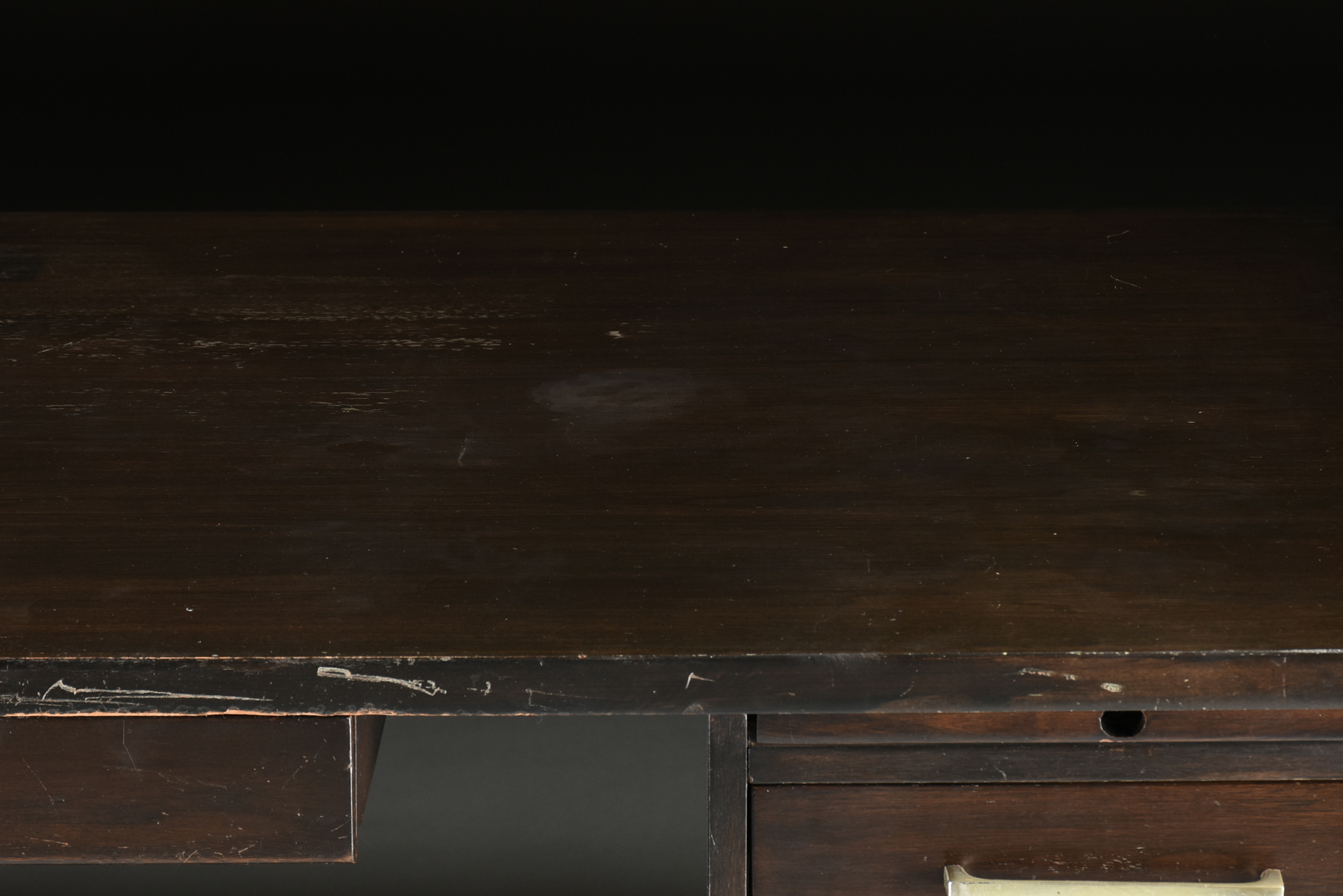 A MODERNIST BLACK STAINED WOOD AND STEEL OFFICE DESK, LAST QUARTER 20TH CENTURY, the rectangular top - Image 7 of 8