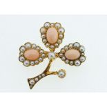 A Victorian 15ct gold leaf form brooch set coral and seed pearls, 2.5cm x 2.5cm, 4.2gm