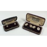 A pair of fine 18ct gold and enamel gentleman's cufflinks, cased and a pair of matching studs, cased