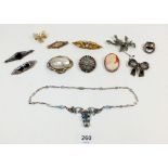 Four silver brooches and various vintage costume jewellery