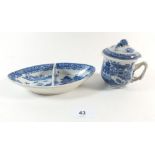 An early 19th century Pearl Ware two section dish and a blue and white custard cup - lid a/f