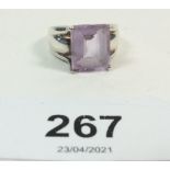A silver and pink quartz ring, size N