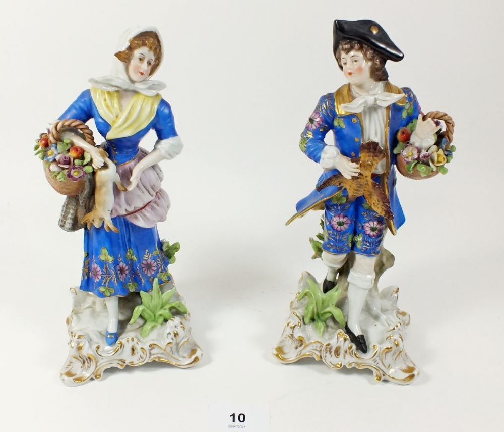 A pair of 19thC Samson of Paris figures of a young couple foraging, 23cm