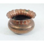 A Victorian reeded copper jardinere with frilled top, 26cm diameter