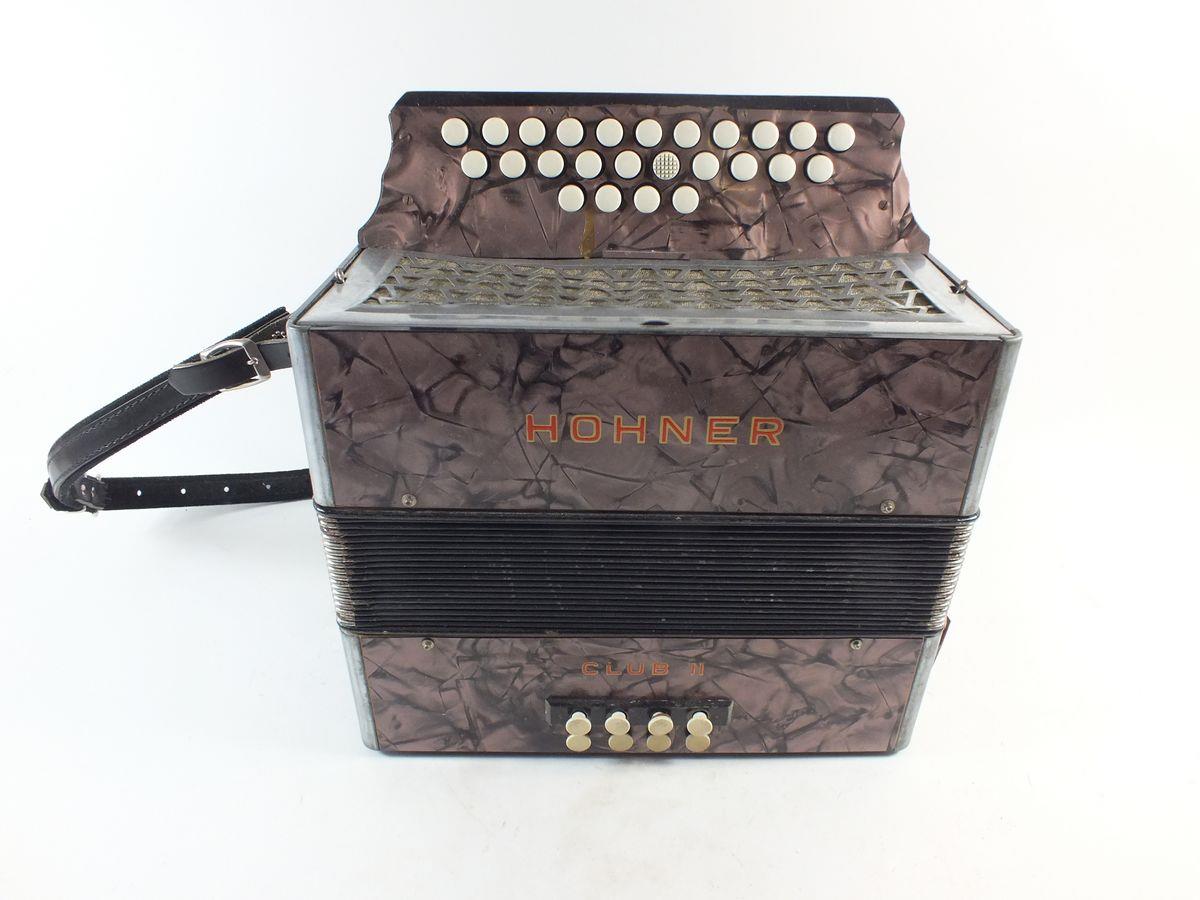 A Hohner Club II accodion/melodian - Image 2 of 2