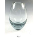 A Holmegaard vase by Per Lutken, 15cm