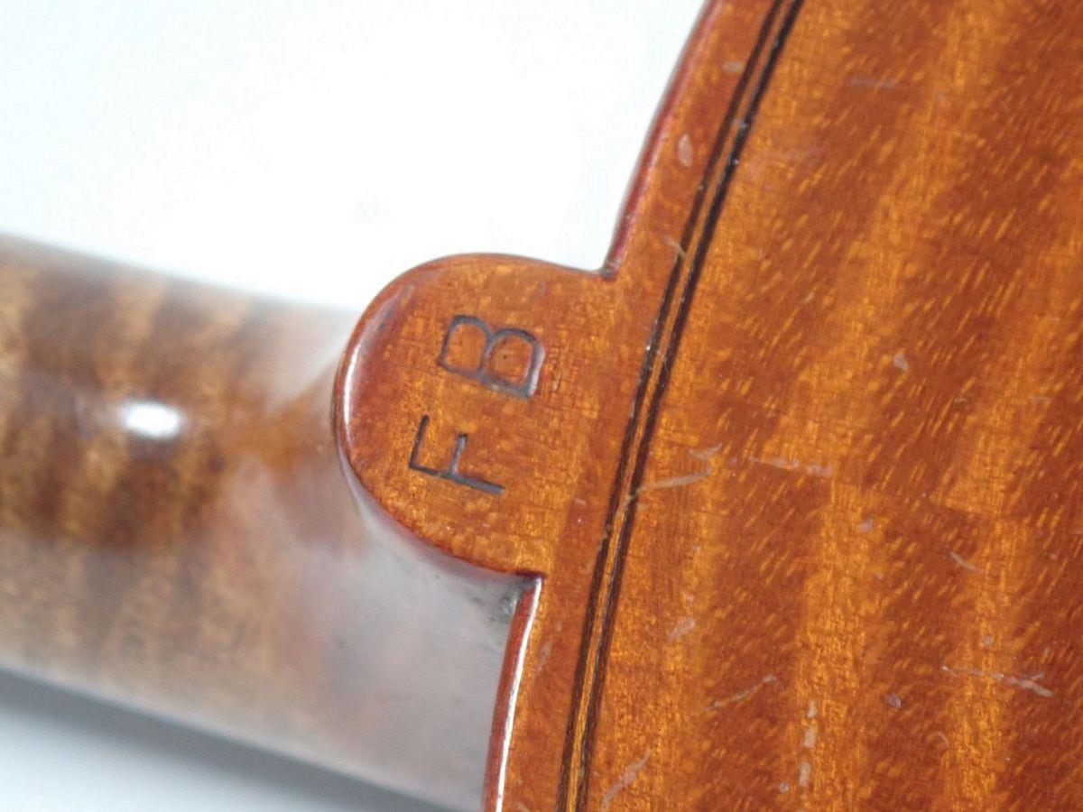 An early 20th century French violin by Francois Barzoni with label 'Manufacture special de la Maison - Image 5 of 13