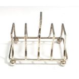 A silver toast rack 95g, Chester 1909